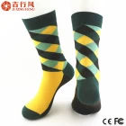 China De beste professionele mannen sokken maker in China, aangepaste hoge kwaliteit katoen mannen zakenmannen sokken fabrikant