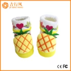 China as meias bonitos do algodão do bebê fabricam peúgas feitas sob encomenda por atacado do algodão do bebê 3D fabricante
