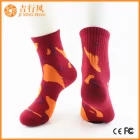 中国 廉价纯棉运动袜供应商和制造商中国定制时尚纯棉男袜 制造商