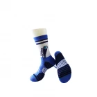 中国 针织男士运动袜子销售，精英体育袜子批发价 制造商