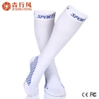 Chine vente en gros chaud élégant chaud doux chaussettes de compression populaire pour les femmes fabricant