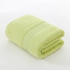 Chine Serviette de bain de couleur ordinaire 100% coton fabricant