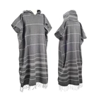China Custom Logo Super Absorb Bath Changing Robe Surf Poncho Towel Turkish Cotton Hersteller