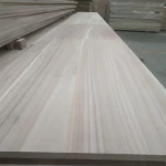 China China Factory Direct Sales Paulownia /Pine/Poplar Solid Wood Panels Finger Joint Board Edge Glued Board manufacturer