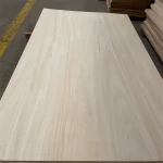 China Venda quente tamanho personalizado Madera De Paulownia Precio Paulownia painel de madeira fabricante