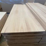 China Placa de madeira maciça de grau AA paulownia tamanho personalizado por atacado placa paulownia fabricante