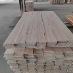 Chine Bois de peuplier blanc avec une belle couleur pour des panneaux de fabrication de meubles de qualité supérieure fabricant