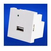 China USB-Lademodule 50x50mm USB-Lademodul mit einem Anschluss 5V 2.1A für 86-Panel Hersteller