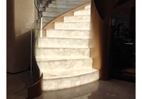 درج بإضاءة خلفية كريستالية بيضاء، قم بتخصيص لوح الأحجار شبه الكريمة الخاص بك