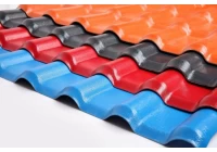 É melhor escolher telhas plásticas de PVC ou ladrilhos de resina sintética para telhas?