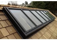Qual é a vantagem de claraboia e telhado de vidro?