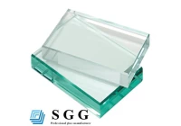 低鉄余分な透明なガラスの利点