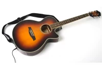China How to choose a good guitar? fabricante