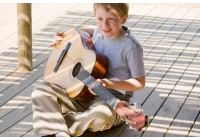 An tSín 10 Benefits of Children Learning a Musical Instrument déantóir
