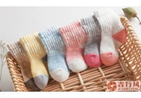 China Tipps für die Auswahl von Babysocken Hersteller