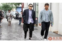 China Fim de tendências, os homens começaram a usar calças justas??? fabricante