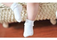 China Mesmo no inverno, você não pode usar meias muito grossas para o seu bebê fabricante