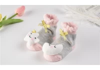 porcelana ¿Deben los bebés recién nacidos usar calcetines? fabricante