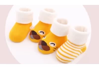 China Different socks materials manufacturer