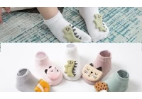 China Como escolher meias e sapatos para bebês desde o nascimento até a criança fabricante