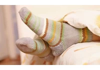 China Is it okay to wear socks to sleep in winter? manufacturer