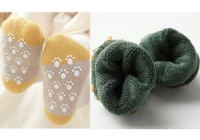 China What should I do if my baby's socks always fall down? manufacturer