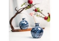 How candle holder glass package elevates brand's images