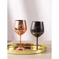 Weinglas im Feen- und Schloss-Stil