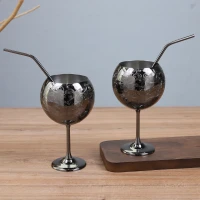 Topes de acero inoxidable para bares: elegancia duradera de un fabricante de confianza