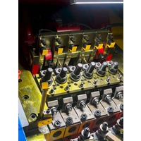 Trung Quốc Máy rèn nguội 4 trạm Bolt Maker RBF-134L hoàn toàn tự động Rainbow nhà chế tạo