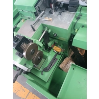 Chine Hot popular cold heading machine cold forging machine screw making machine - COPY - ujbfbw fabricant