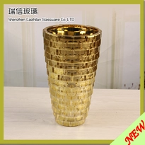 Glass vase