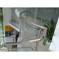 China Gebogen glazen balustrade voor trap fabrikant