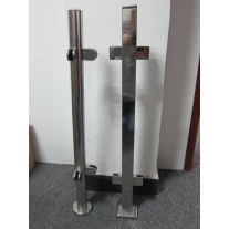 Chine Manufacturer stainless steel balustrade 316 stainless steel fence post fabricant