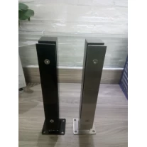 China Semi-frameless korte mini vierkant posten voor aluminium en roestvrij staal glas railing systeem fabrikant