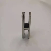 China Stainless Steel Glass To Glass 180 Degree Corner Glass Clamp Clips manufacturer