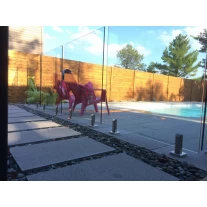 Chine Trempé piscine verre sans cadre clôtures fabricant