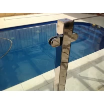 China semi frameloze ontwerp glas zwembad hek met roestvrij staal post fabrikant