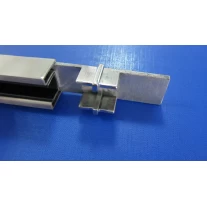 الصين stainless steel 316 grade square slotted handrail connector الصانع