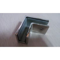 China stainless steel 90 degree glass clamps glass corner clips fabricante