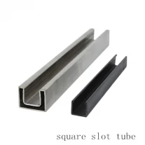 Chine tube carré de fente en acier inoxydable fabricant