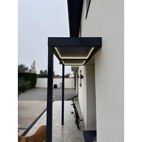 Chine Auvents de patio de porte d'entrée en alliage d'aluminium commerciaux et résidentiels personnalisés, auvents personnalisés fabricant