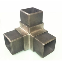 Chine tube carré 30x30mm raccord en acier inoxydable fabricant