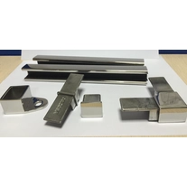 China 8K polish roestvrij staal 316L slot leuning buis 10-12.0mm dikte glas fabrikant