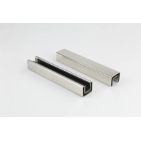 Cina Balcone Frameless Glass Railing U Canali con parapetto di cancello con corrimano produttore