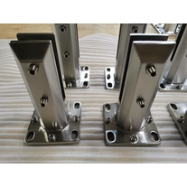 China Duplex 2205 Aço Inoxidável Ajustável Trilhos Frameless Balustrada Balaustrada Piscina Vidro Spigot fabricante