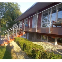 China Modern Design Stair Railing Stainless Steel 304/316 Outdoor Balustrade Handrail manufacturer