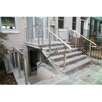 China Outdoor stairway brushed 316 stainless steel cable railing design manufacturer