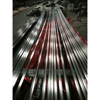 China glazen balustrade van roestvrij staal top rails kanaal buis leuning fabrikant