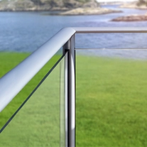 Cina argento in polvere 6063 T5 sistema di post alluminio scherma in alluminio rivestito produttore